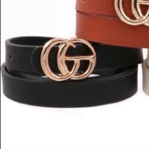 Kara and Kate women's faux leather belt black with goldtone buckle